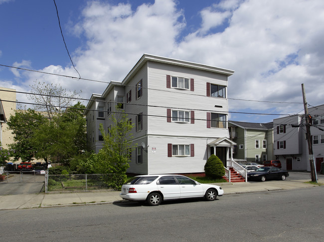 7 Hanover St in Lynn, MA - Foto de edificio - Building Photo