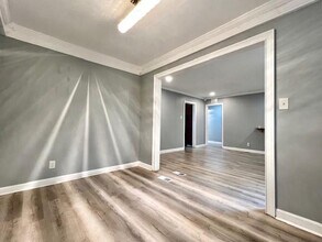 2397 Desmond Dr in Decatur, GA - Building Photo - Building Photo