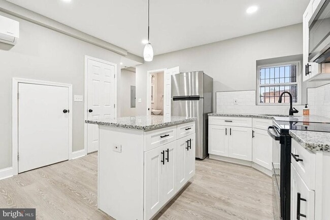 916 N Arlington Ave in Baltimore, MD - Building Photo - Building Photo