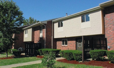 795-10 Pine Valley Dr in Pittsburgh, PA - Foto de edificio - Building Photo