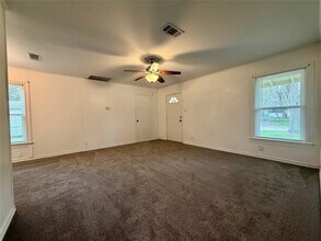 234 Jasmine St in Lake Jackson, TX - Building Photo - Building Photo