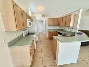 206 Rochester Loop in Davenport, FL - Building Photo - Building Photo