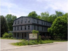 Bradford Country Inn Residences in Bradford, NH - Building Photo