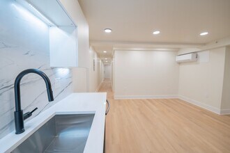 232 S 46th St in Philadelphia, PA - Building Photo - Building Photo
