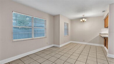 2121 S San Gully Rd in Lakeland, FL - Building Photo - Building Photo