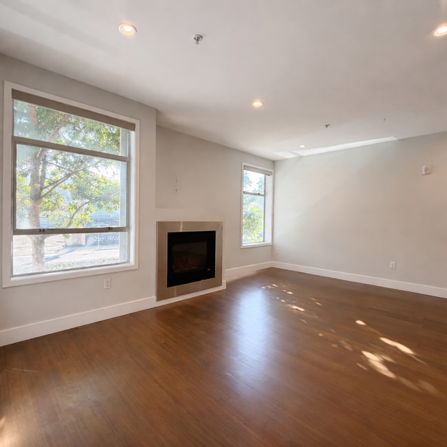 1738 Lombard St in San Francisco, CA - Building Photo - Building Photo