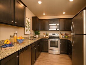 115 SW Marigold St in Blue Springs, MO - Building Photo - Building Photo