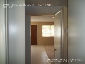 2701 Beaver Creek Ct-Unit -Unit 102 in Las Vegas, NV - Building Photo - Building Photo