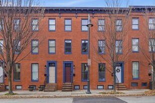 1012 McDonogh St in Baltimore, MD - Building Photo