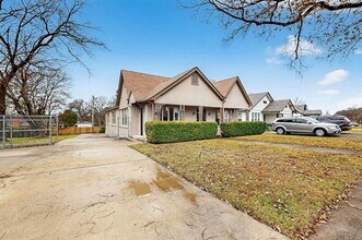 2009 Berwick Ave in Dallas, TX - Building Photo - Building Photo
