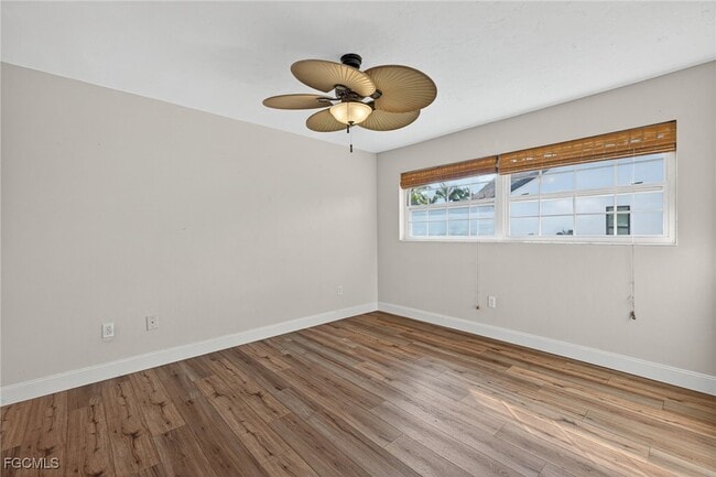 property at 1921 SE 36th St