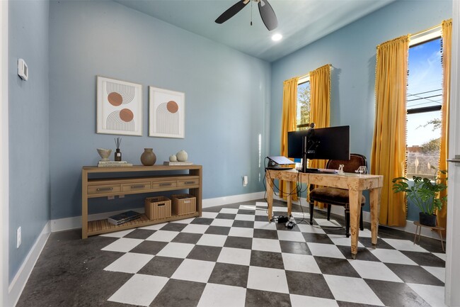 property at 1122 Ennis St