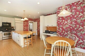 85 Dowsett Ave in Honolulu, HI - Building Photo - Building Photo