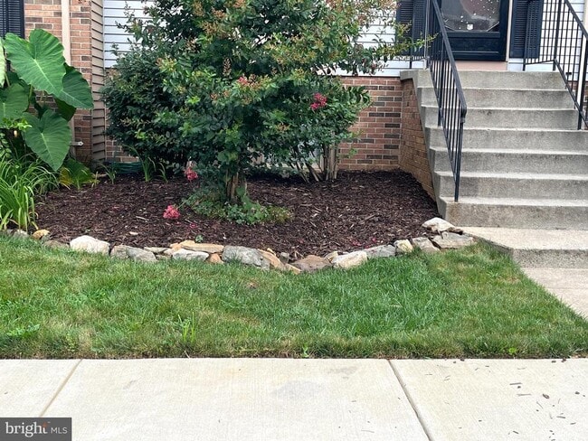 5 Bayridge Ct in Gaithersburg, MD - Foto de edificio - Building Photo