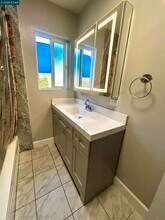 356 Frederic Ave in Hayward, CA - Building Photo - Building Photo