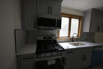 4 Watson Rd in Quincy, MA - Building Photo - Building Photo