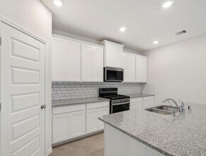 21610 Reserve Ranch Trl in Richmond, TX - Building Photo - Building Photo