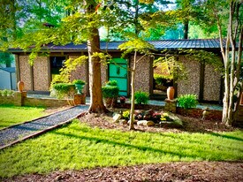 3908 Waterton Rd in Summerfield, NC - Building Photo
