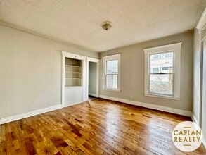 10 Salem St, Unit 1 in New Haven, CT - Foto de edificio - Building Photo