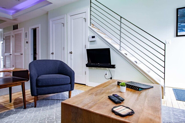 1710 A St SE in Washington, DC - Building Photo - Building Photo