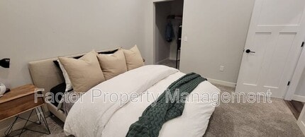 235 Belgrade Ave in North Mankato, MN - Building Photo - Building Photo