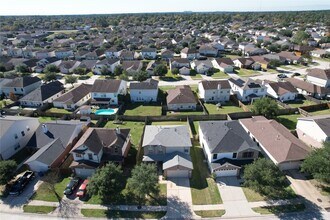 29303 Legends Hill Dr in Spring, TX - Building Photo - Building Photo