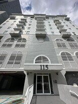 115 SW 11th St, Unit 605 in Miami, FL - Building Photo
