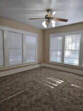 307 N Adelaide St in Terrell, TX - Building Photo - Building Photo