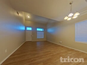 25825 W Crown King Rd in Buckeye, AZ - Building Photo - Building Photo