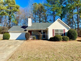 8192 Hynds Springs Ln in Jonesboro, GA - Building Photo