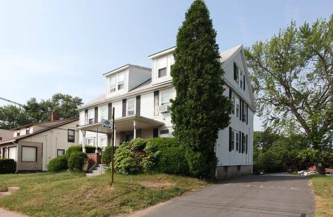 353 Main St in East Hartford, CT - Building Photo - Building Photo