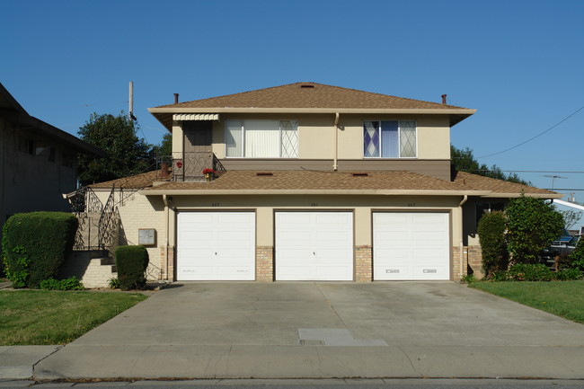 347 Dunster Dr in Campbell, CA - Foto de edificio - Building Photo