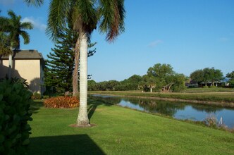5467 Rattlesnake Hammock Rd in Naples, FL - Building Photo - Building Photo