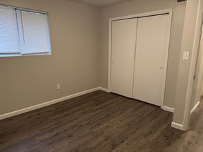 779 Old Hickory Blvd in Jackson, TN - Foto de edificio - Building Photo