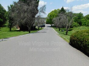 127 Cardinal Wy in Lewisburg, WV - Building Photo - Building Photo