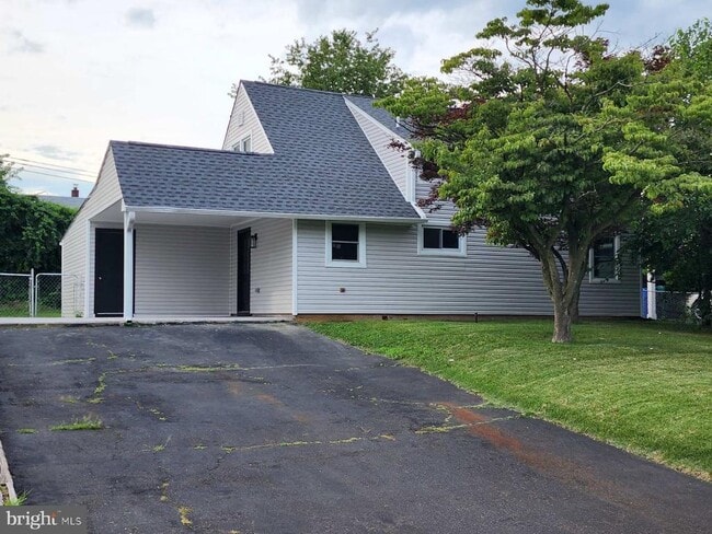 property at 85 Wildflower Rd