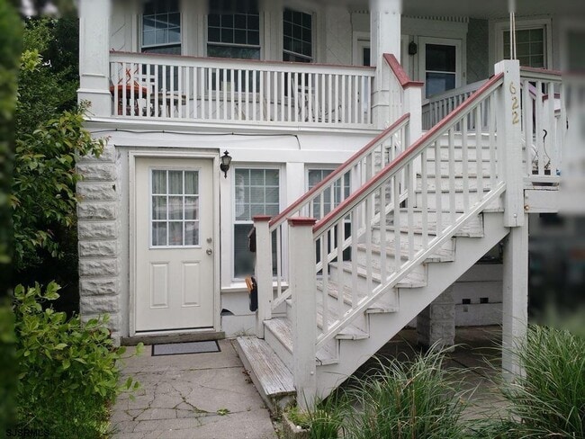 property at 622 Wesley Ave