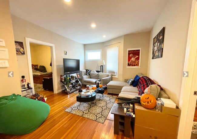 25 Sudan St, Unit #3 in Boston, MA - Building Photo - Building Photo