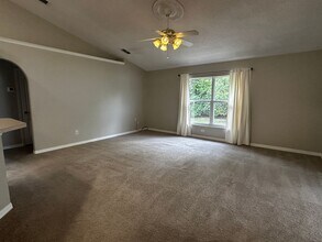 2998 W Beaumont Ln in Eustis, FL - Building Photo - Building Photo