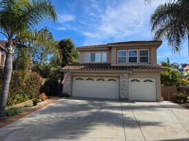2432 Papyrus Ct in Oceanside, CA - Building Photo
