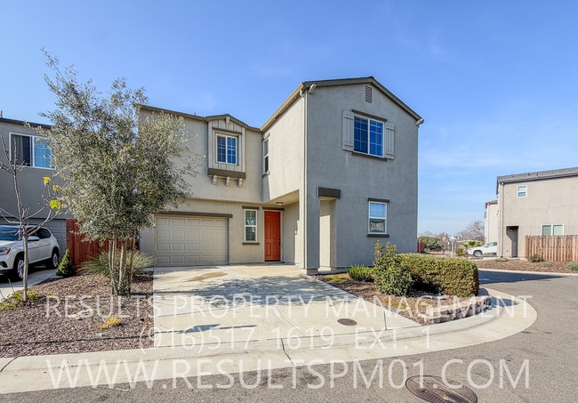 property at 6762 Mangosteen Ln