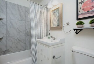 3608 Wilshire Terrace in San Diego, CA - Building Photo - Building Photo