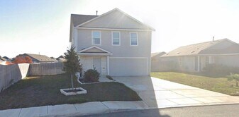 10135 Ana Hts in San Antonio, TX - Building Photo