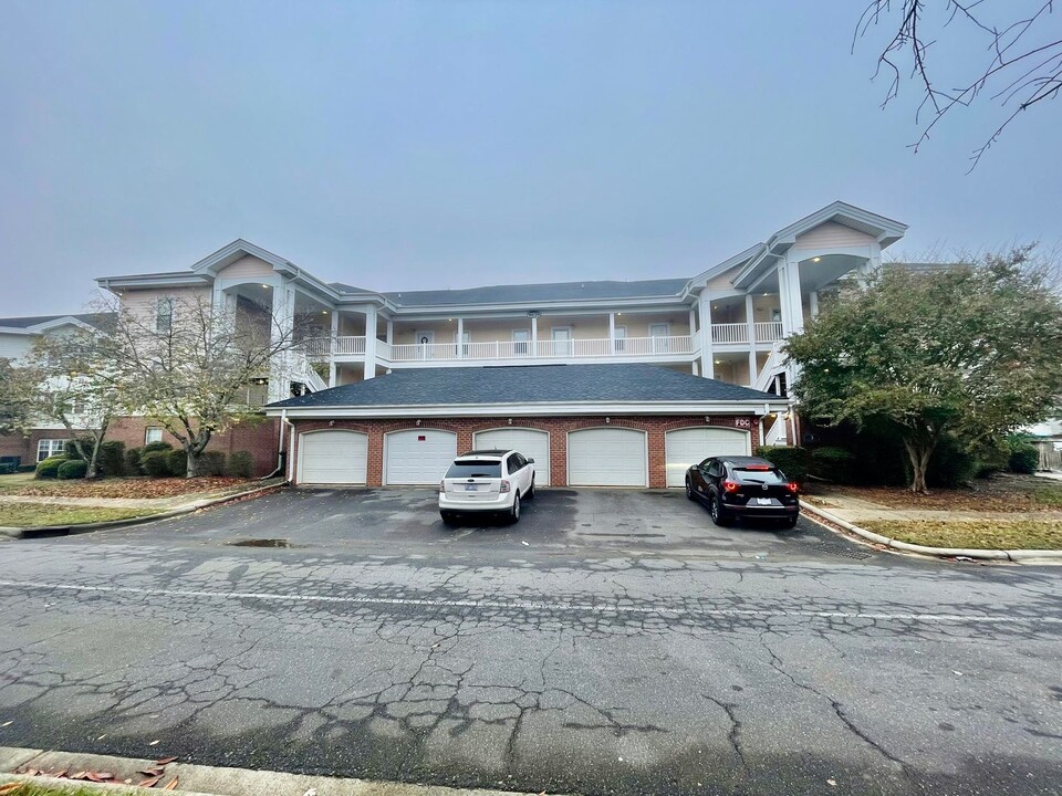 9067 Meadow Vista Rd in Charlotte, NC - Building Photo