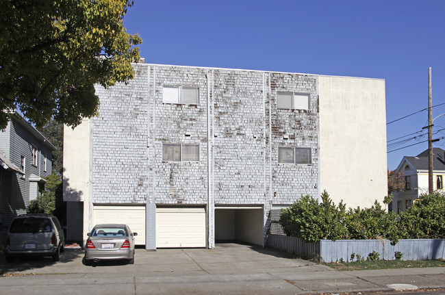 1501 Union St in Alameda, CA - Foto de edificio - Building Photo