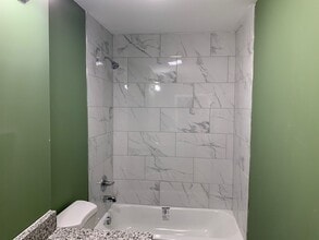 412 Mistletoe St, Unit 412 in Petersburg, VA - Building Photo - Building Photo