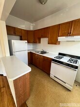 1798 Beacon St, Unit 6 in Brookline, MA - Building Photo - Building Photo