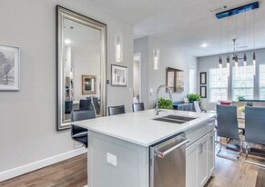 5015 Meridian Ln, Unit ID130709 in Addison, TX - Building Photo