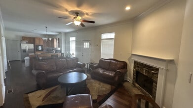 108 Enterprise Ct in Greenwood, SC - Building Photo - Building Photo