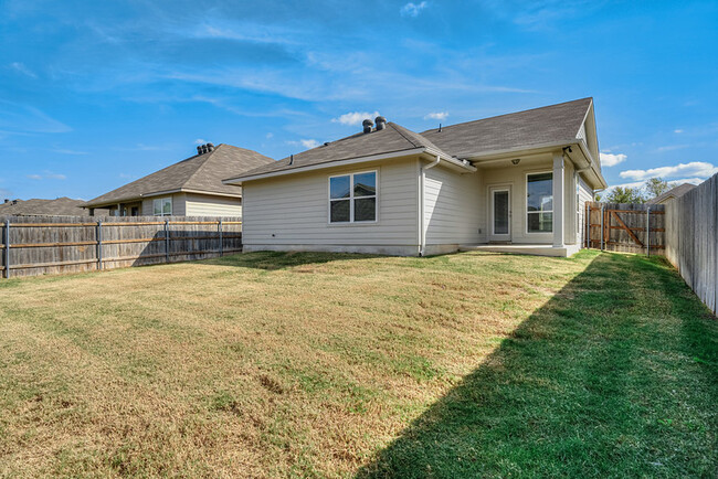 532 Fallbrook Dr in Temple, TX - Foto de edificio - Building Photo